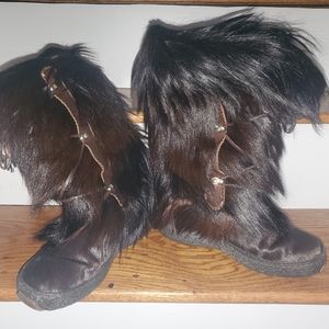 Oscar fur boots